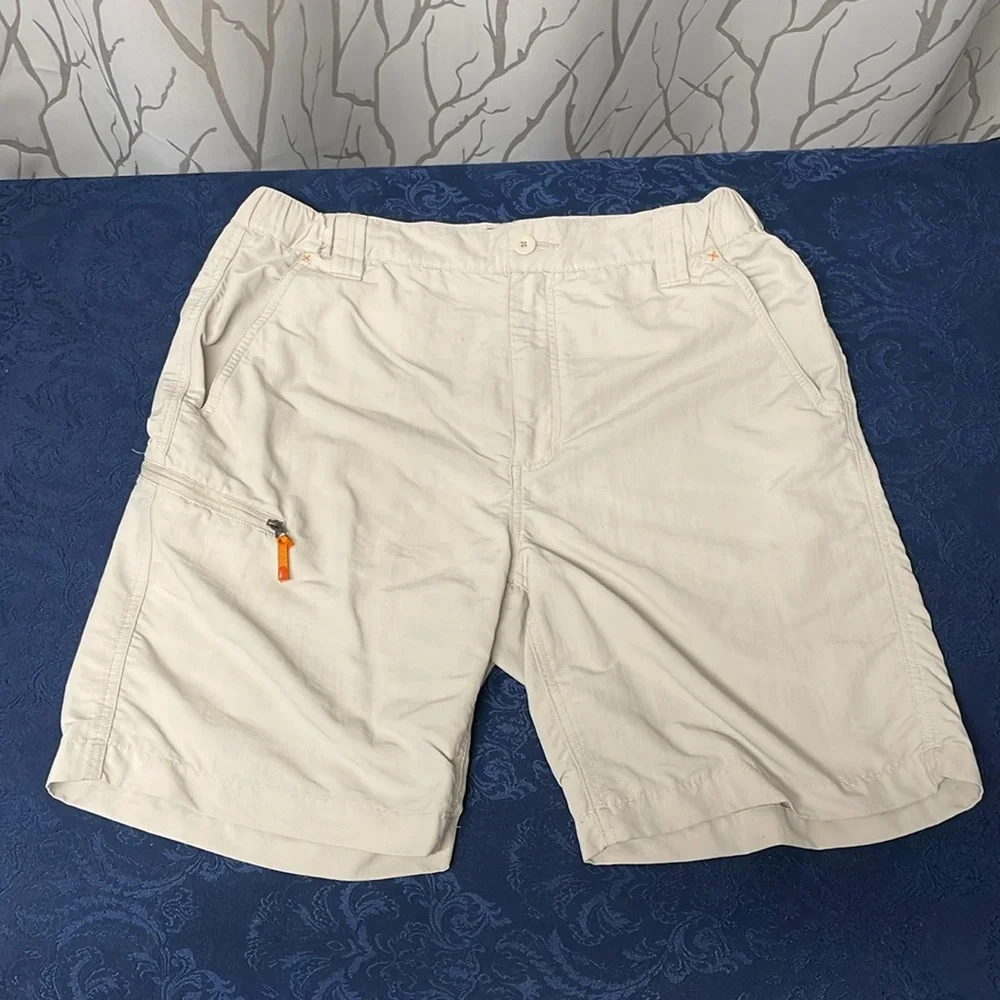 Orvis Men's Tan Cargo Shorts with Orange Zipper Accents, 3 pairs size M - Picture 2 of 10